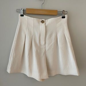 Aritzia shorts